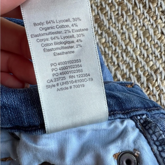 Denim Forum Lola High Rise Skinny Crop - Picture 8 of 8